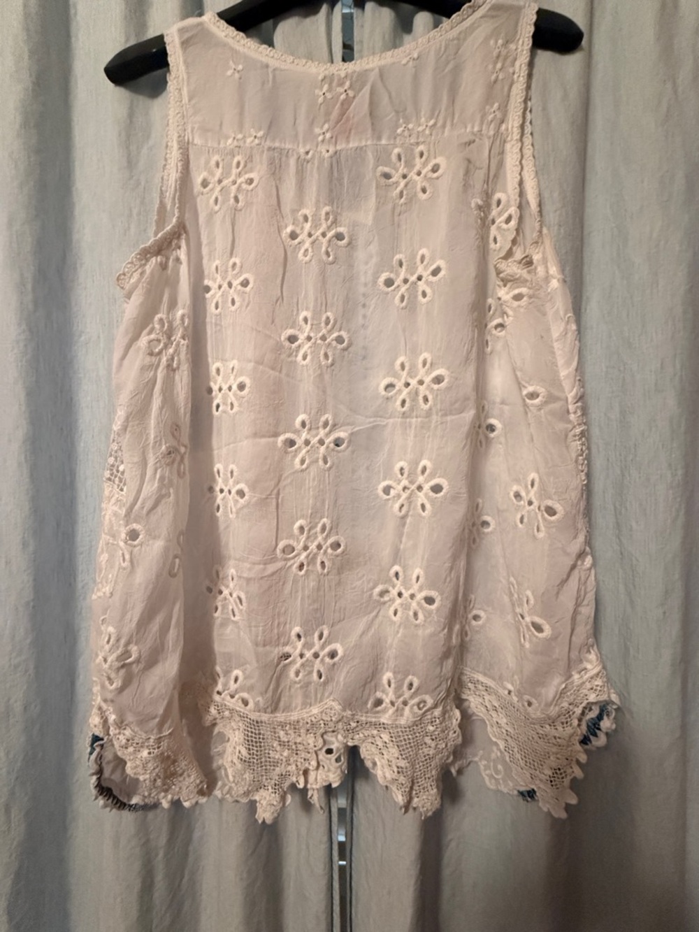 Johnny Was White Lace Embroidered Tank with Blue & Red Trim - Picture 2 of 3